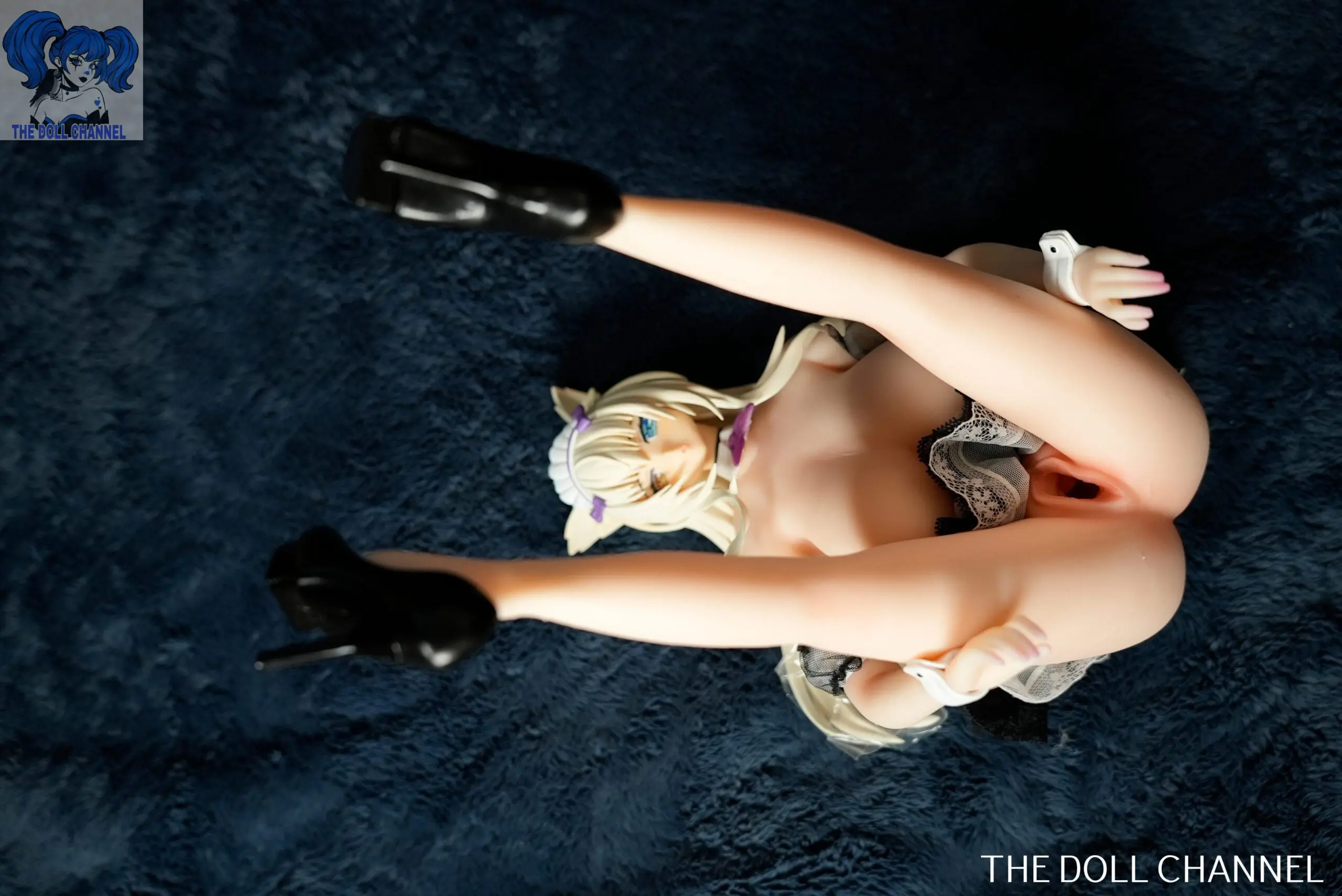 Banana Fire 45 cm Silicone Mina Doll - Image 4